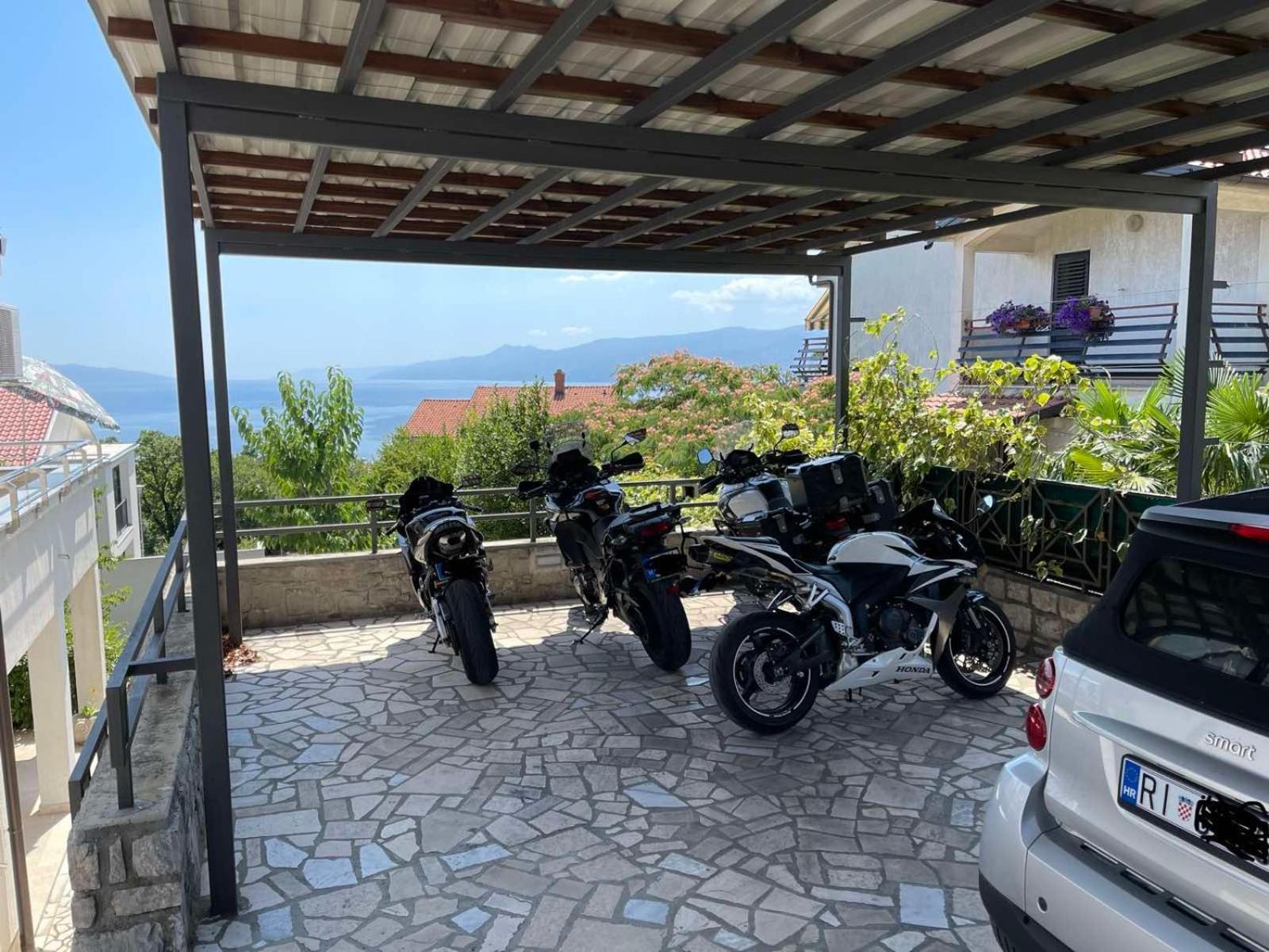 Deluxe Apartment Dora With A Private Parking, Terrace And See View Rijeka Eksteriør bilde